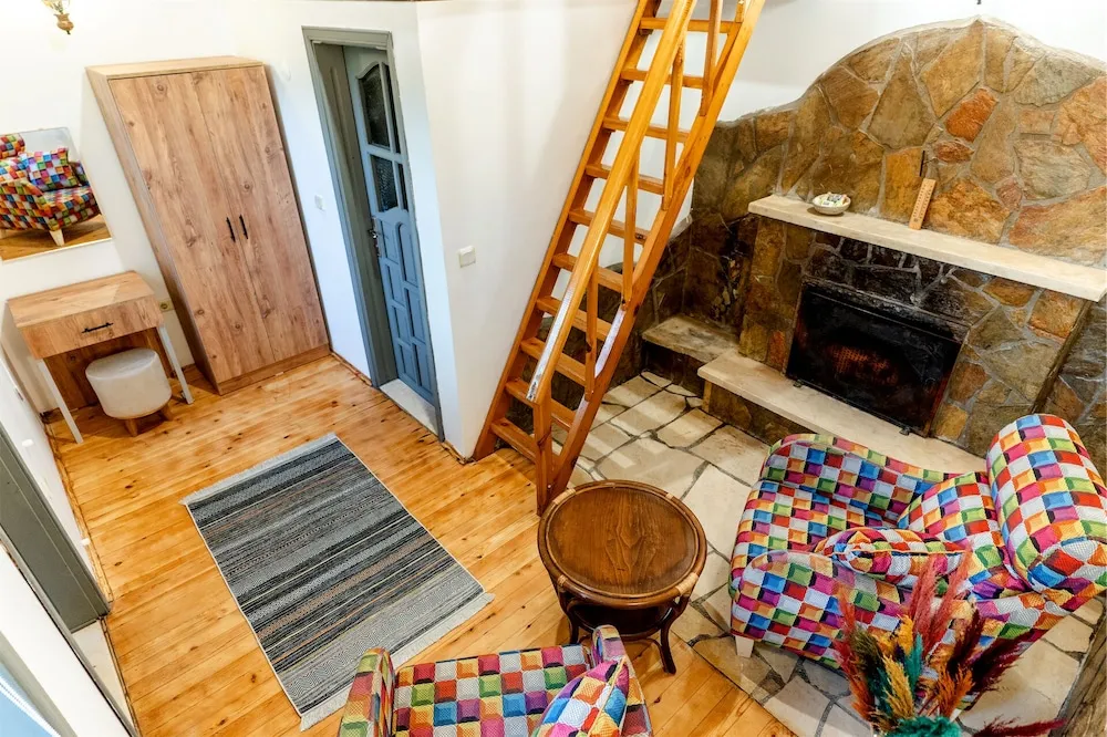 ASMA KATLI SOMINELI BUNGALOV