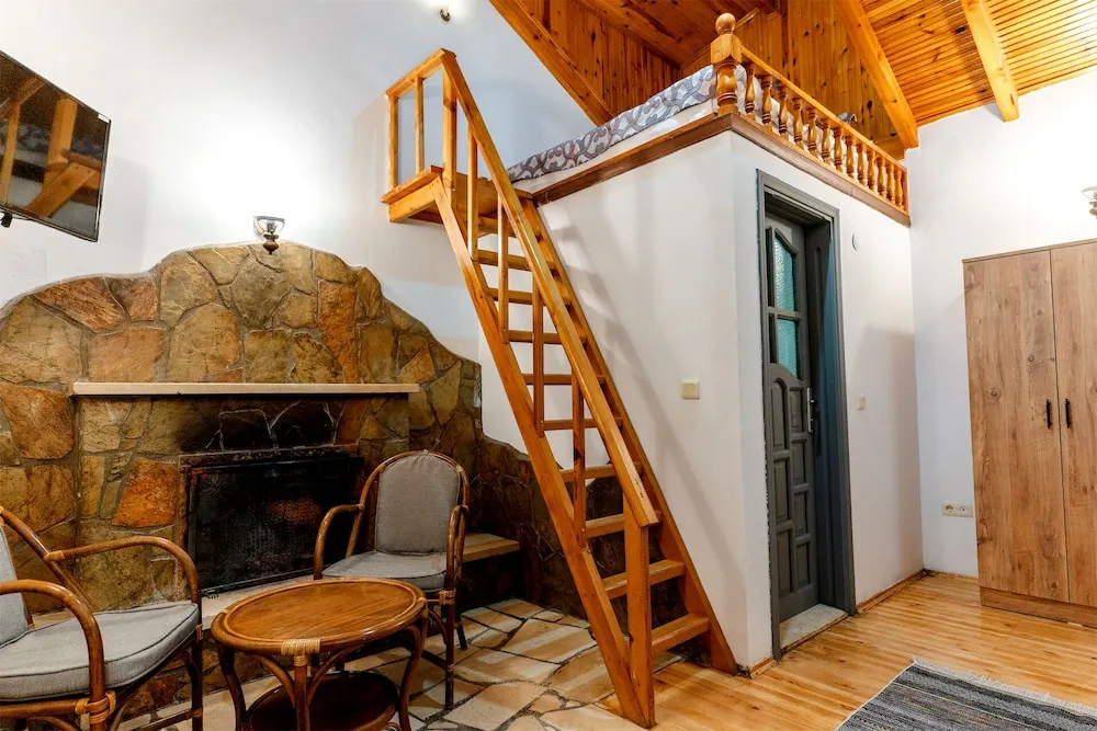 SOMINELI AILE BUNGALOV