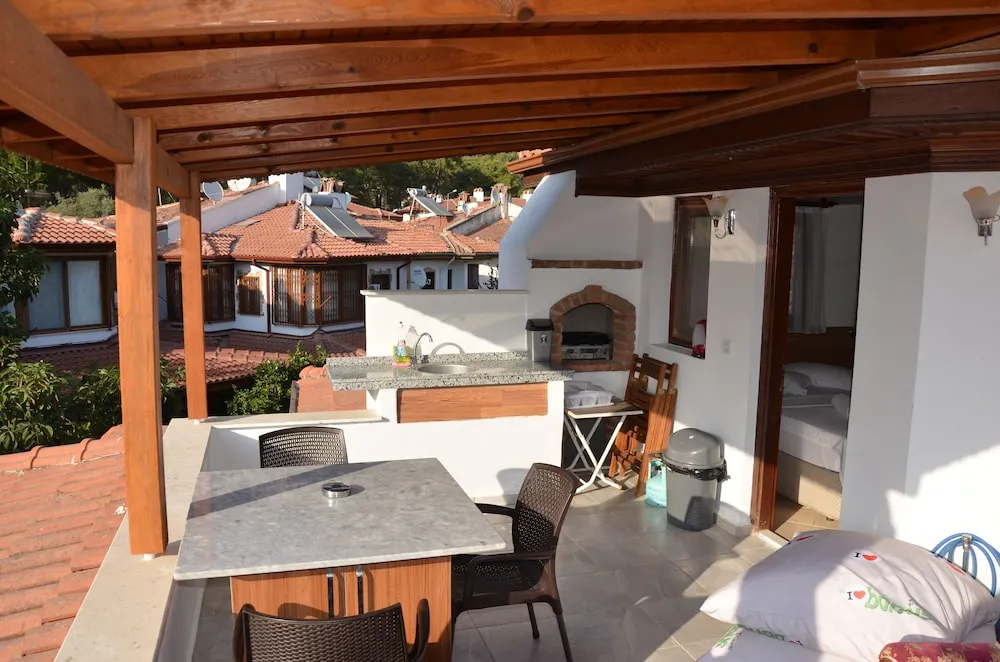 Çatı Katı Süiti (Penthouse)