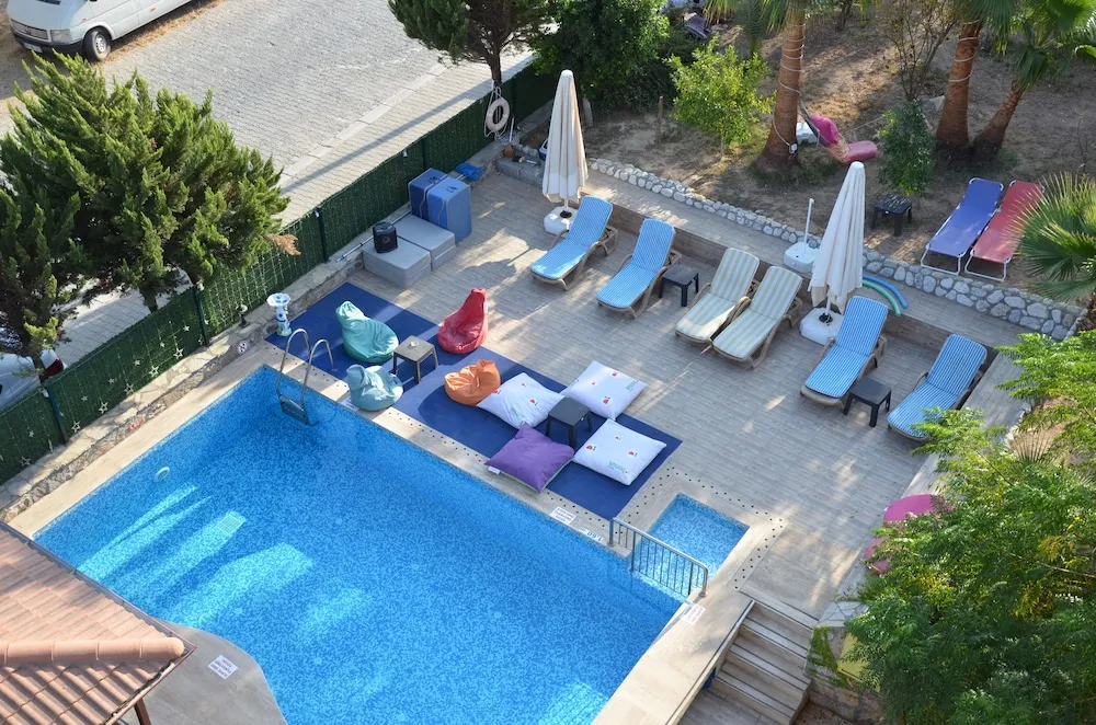 Çatı Katı Süiti (Penthouse)