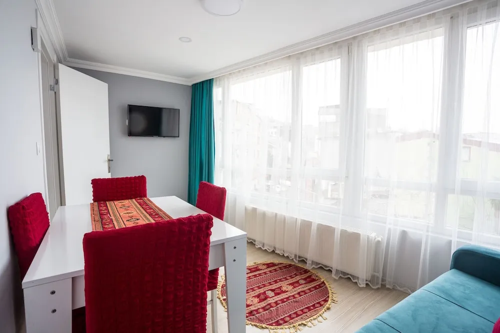 Comfort Apart Daire, 1 Yatak Odası, Küçük Mutfak, Şehir Manzaralı