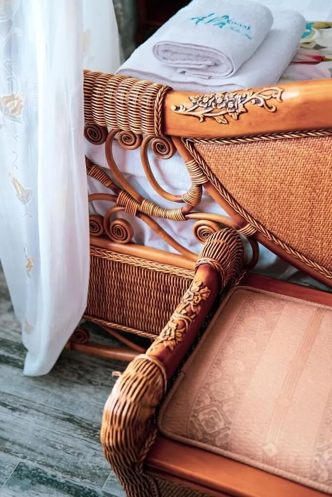 Deluxe Oda, 1 Büyük (Queen) Boy Yatak, Havuz Manzaralı