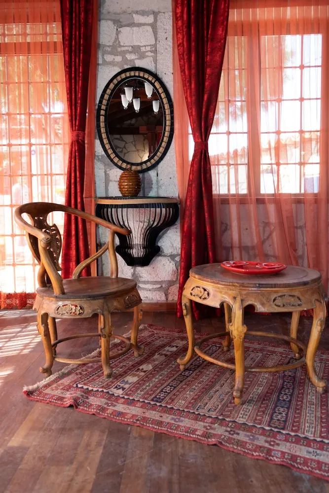 Family Oda, 1 En Büyük (King) Boy Yatak, Havuz Manzaralı