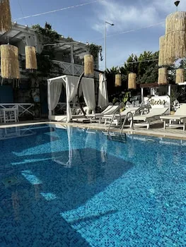 Ala Konak Alaçatı