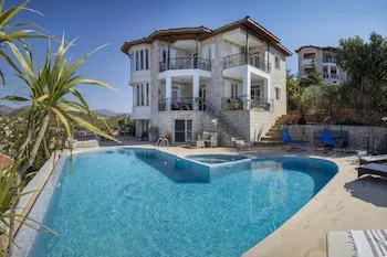 Villa Myra