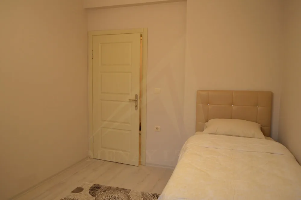 Apart Daire, Dağ Manzaralı