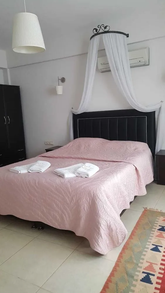 Standard Üç Kişilik Oda
