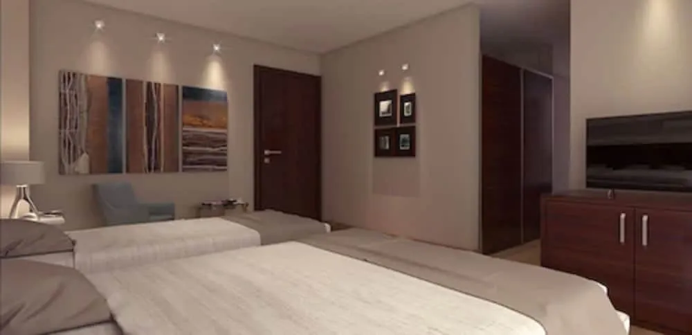 Üç Kişilik Oda, Şehir Manzaralı