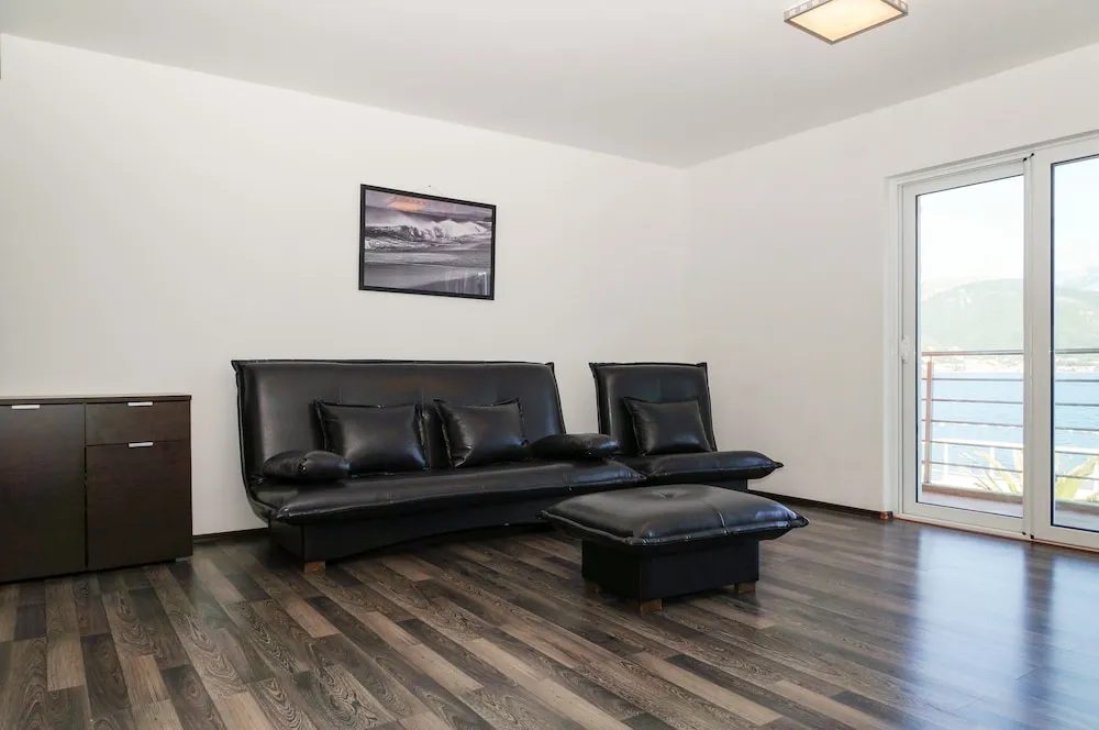 Apart Daire, Deniz Manzaralı