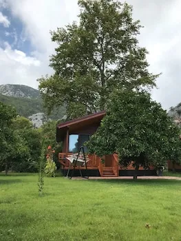 Asya Bungalow