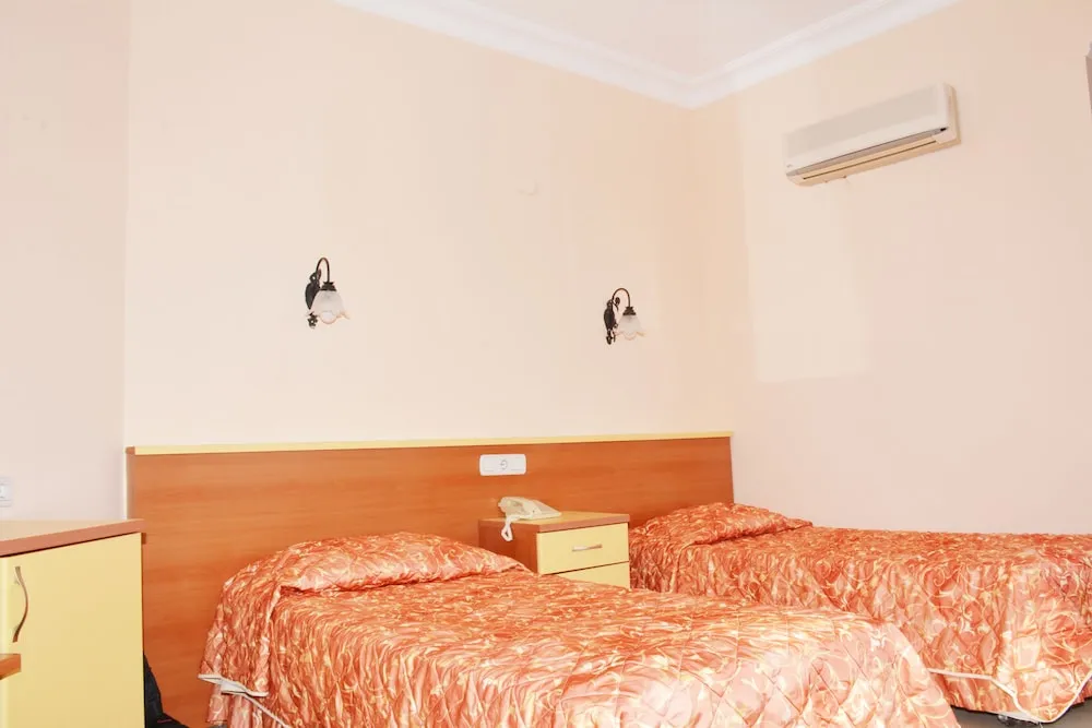 Standard Oda, Havuz Manzaralı