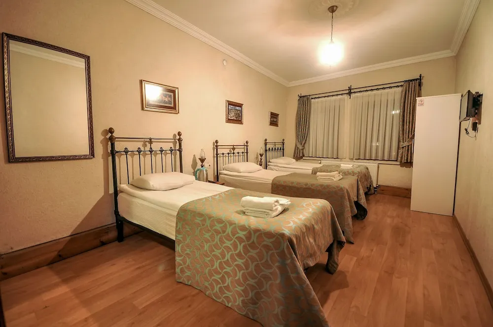 Standard Üç Kişilik Oda