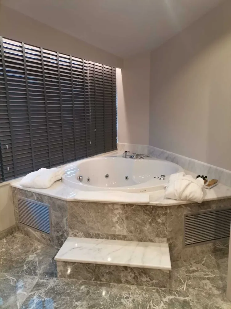 Superior Suite Room with Sea View
