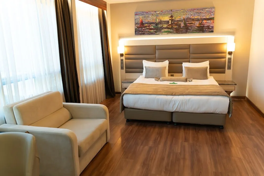 Deluxe Tek Büyük veya İki Ayrı Yataklı Oda, 1 Yatak Odası