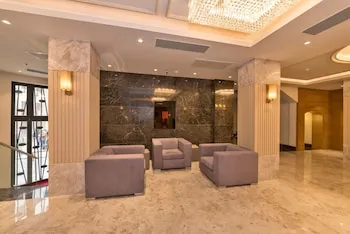 Golden Royal Hotel & Spa