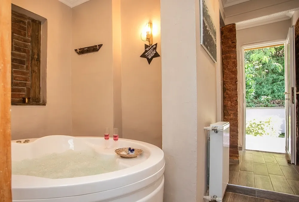 Luxury Tek Büyük Yataklı Oda, Deniz Manzaralı