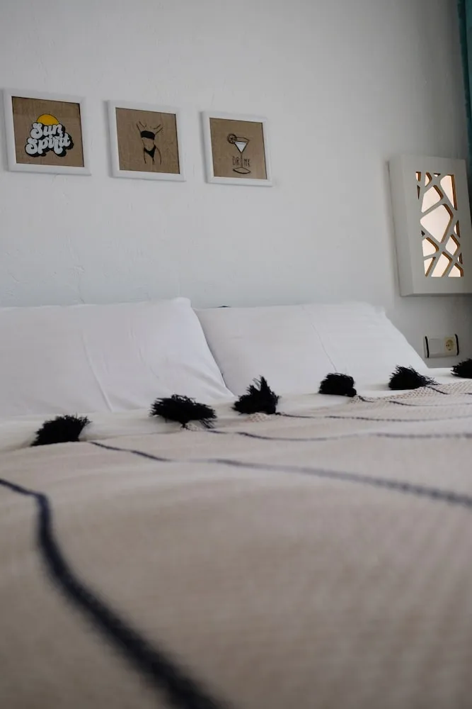 Standard Tek Büyük Yataklı Oda