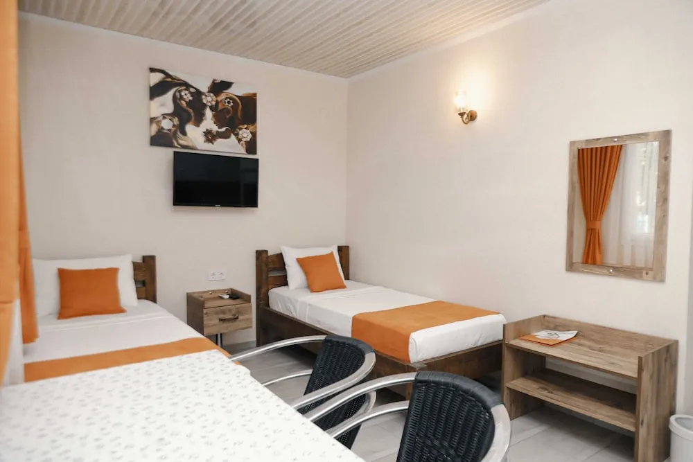 Apart Daire, Kısmi Deniz Manzaralı