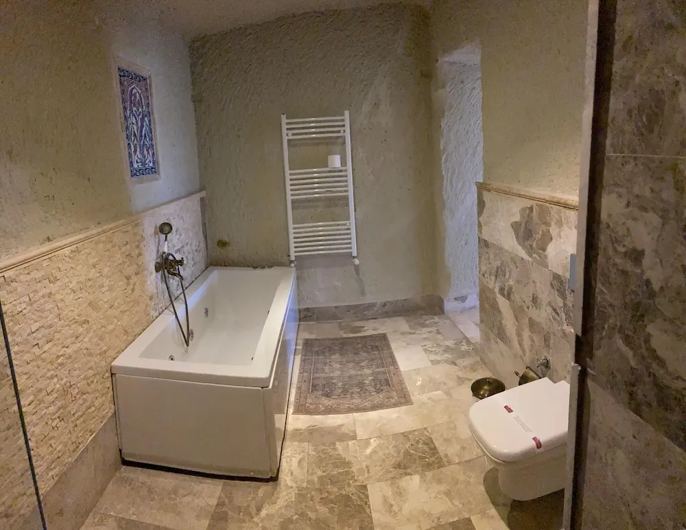 Suite with Hot tub