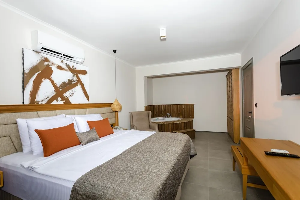 PREMIUM SUITE (1+1)