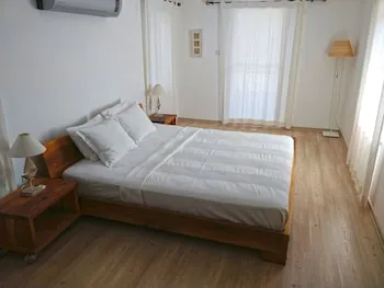 Zephyros Hotel