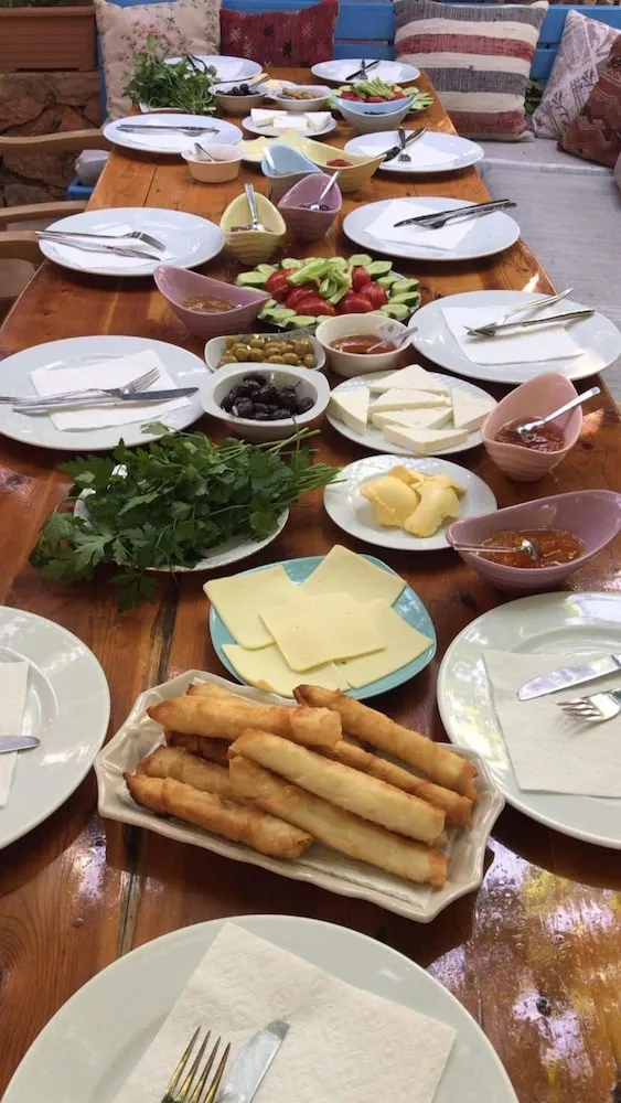 Standard Üç Kişilik Oda