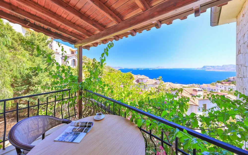 Deluxe Süit, 1 En Büyük (King) Boy Yatak, Balkon, Deniz Manzaralı