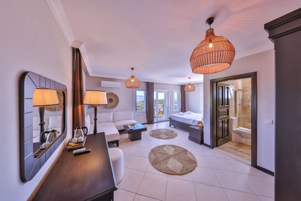 Deluxe Süit, 1 En Büyük (King) Boy Yatak, Balkon, Deniz Manzaralı