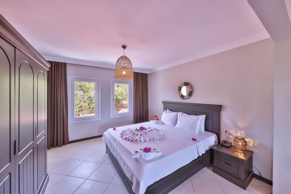 Deluxe Süit, 1 En Büyük (King) Boy Yatak, Balkon, Deniz Manzaralı