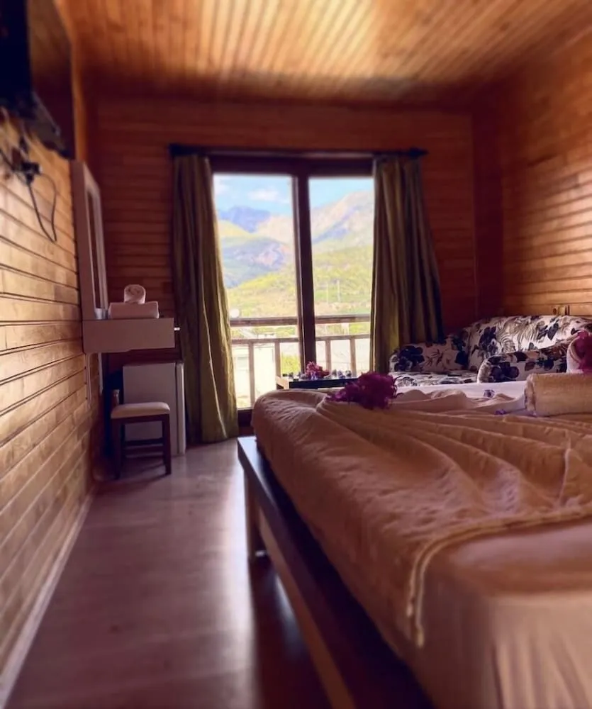 Honeymoon Tek Büyük Yataklı Oda