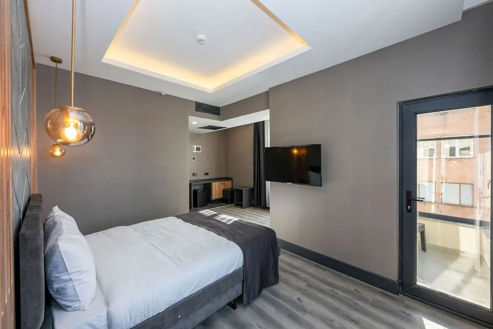 Deluxe Oda, 1 Çift Kişilik Yatak, Balkon, Şehir Manzaralı
