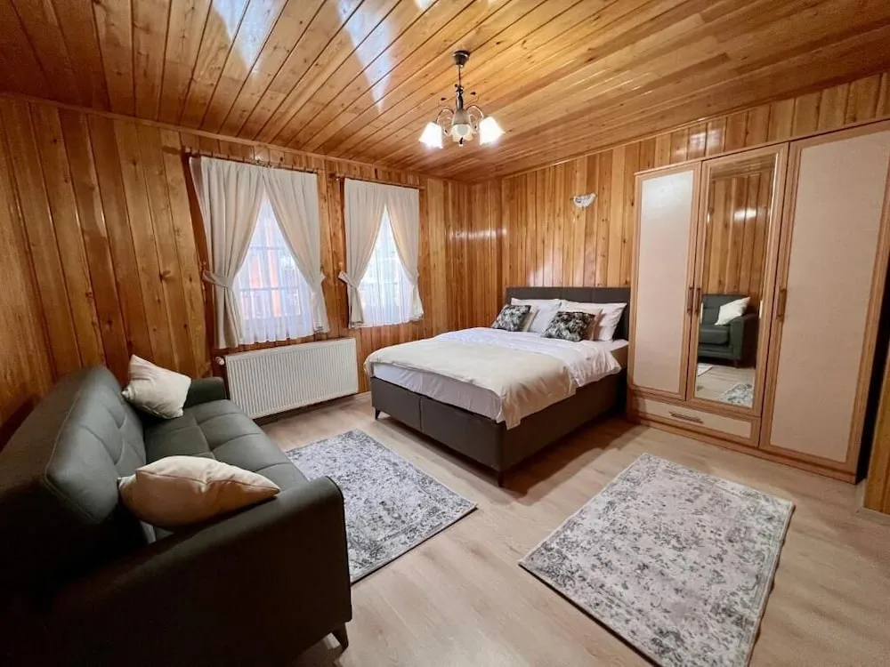 Luxury Apart Daire, Göl Manzaralı