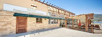 Fi Light Solto Boutique Beach