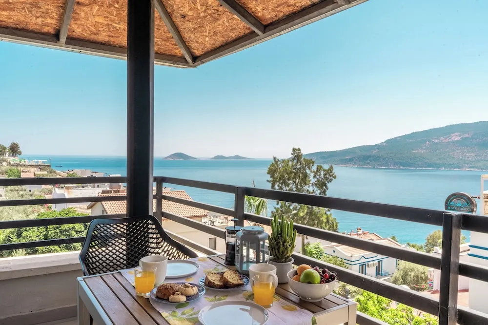 Panoramic Oda, Teras, Deniz Manzaralı