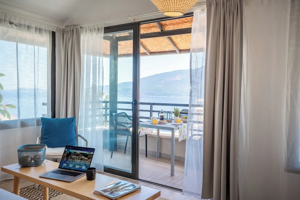 Panoramic Oda, Teras, Deniz Manzaralı