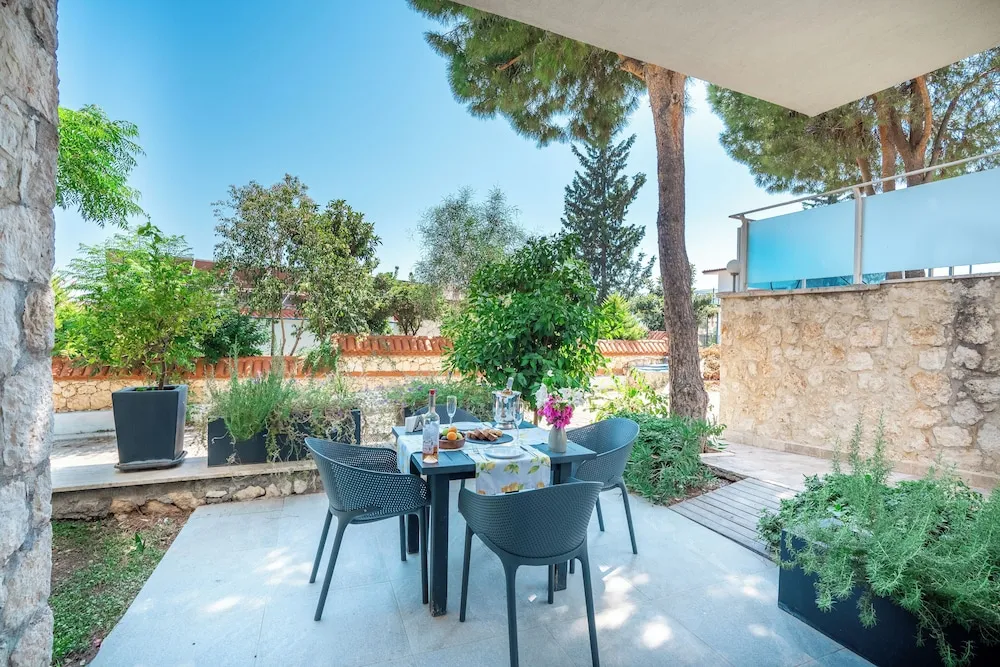 Exclusive Stüdyo, Veranda, Bahçe Manzaralı