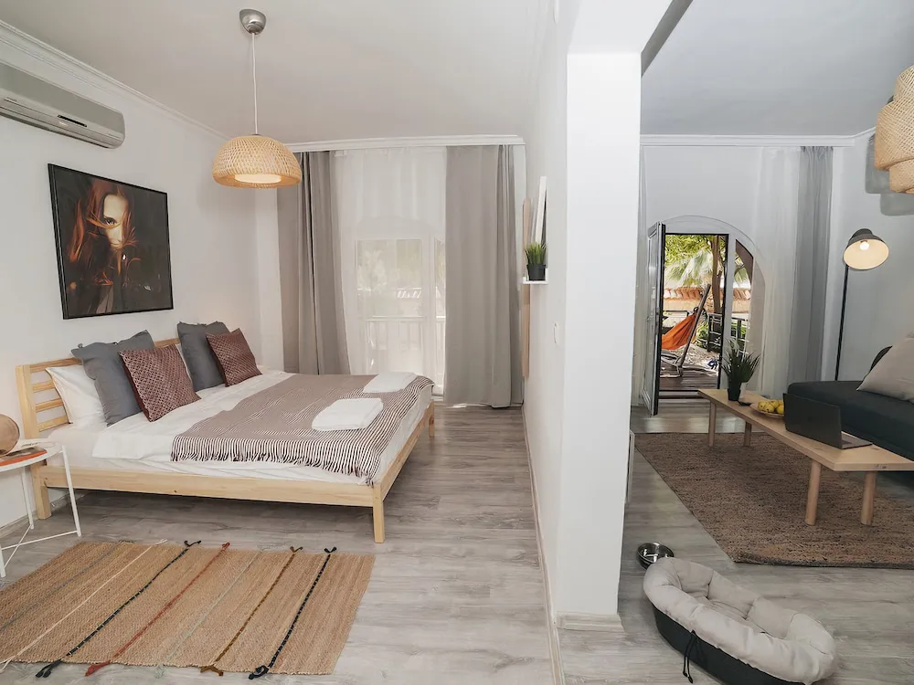 Comfort Apart Daire, 1 Yatak Odası, Teras, Bahçeli