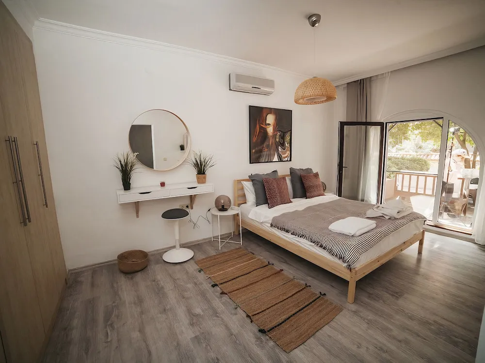 Comfort Apart Daire, 1 Yatak Odası, Teras, Bahçeli