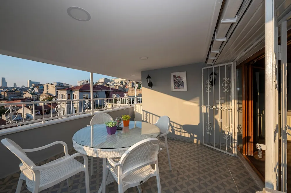 Superior, Sehir Manzarali Suite Oda