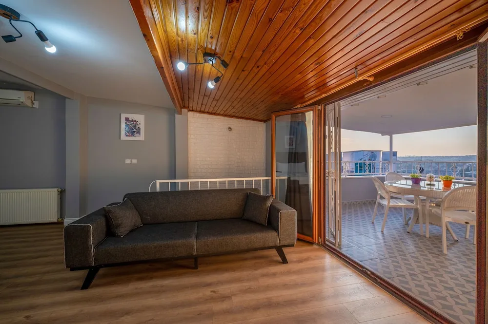 Superior, Sehir Manzarali Suite Oda