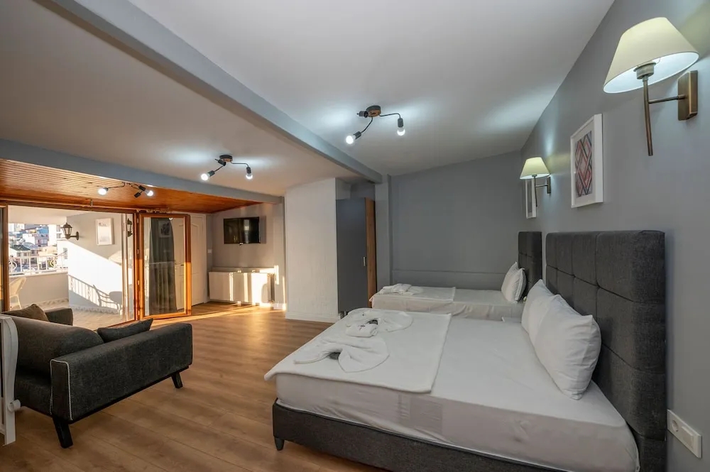 Superior, Sehir Manzarali Suite Oda
