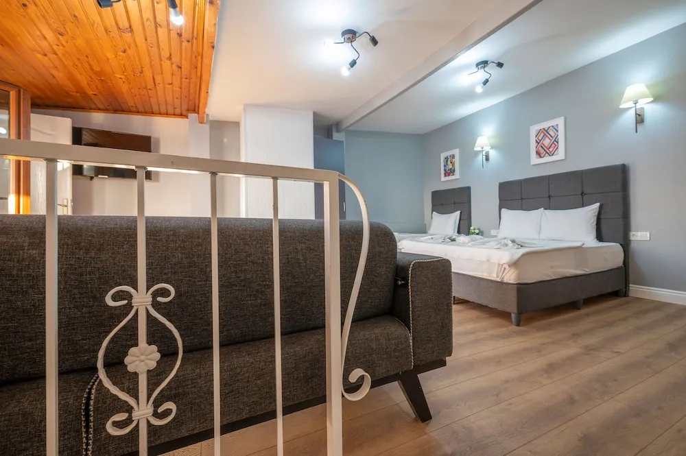 Superior, Sehir Manzarali Suite Oda