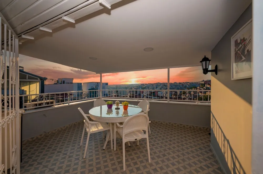 Superior, Sehir Manzarali Suite Oda