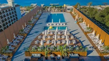 Bera Hotel Alanya - Alkolsüz Her Şey Dâhil Aile Oteli