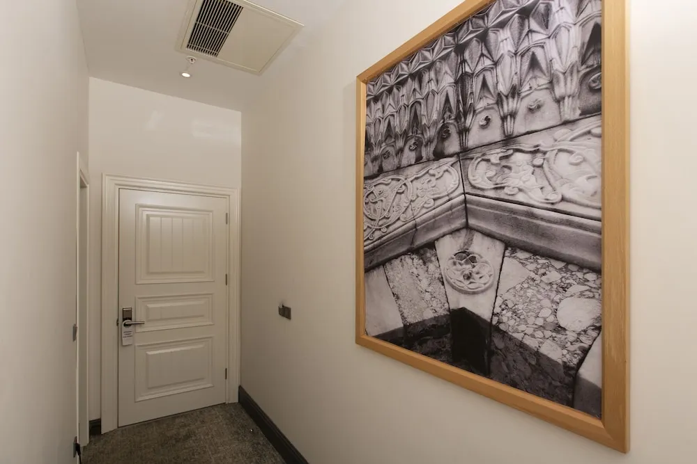 Standard Tek Büyük Yataklı Oda