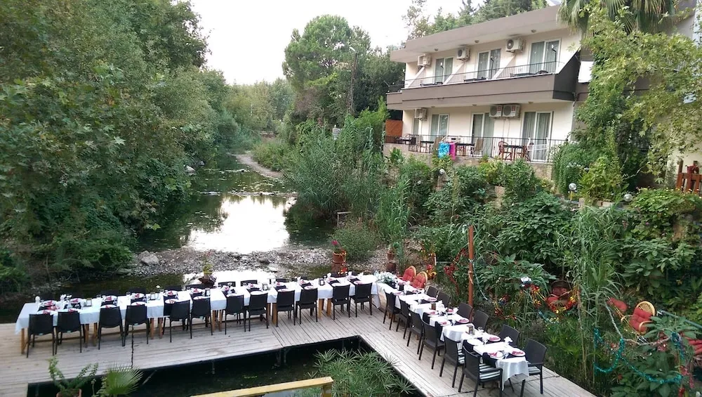 Arikanda River Garden Hotel