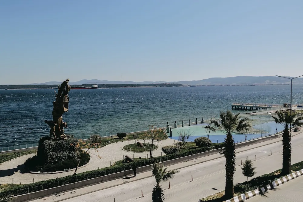 Basic Dört Kişilik Oda, Deniz Manzaralı