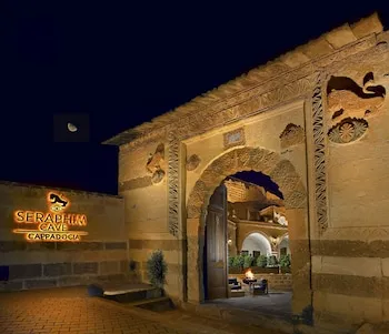 Seraphim Cave Suites & Spa