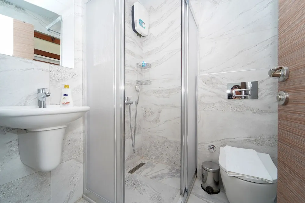 Standard Oda, 1 Büyük (Queen) Boy Yatak, Nehir Manzaralı