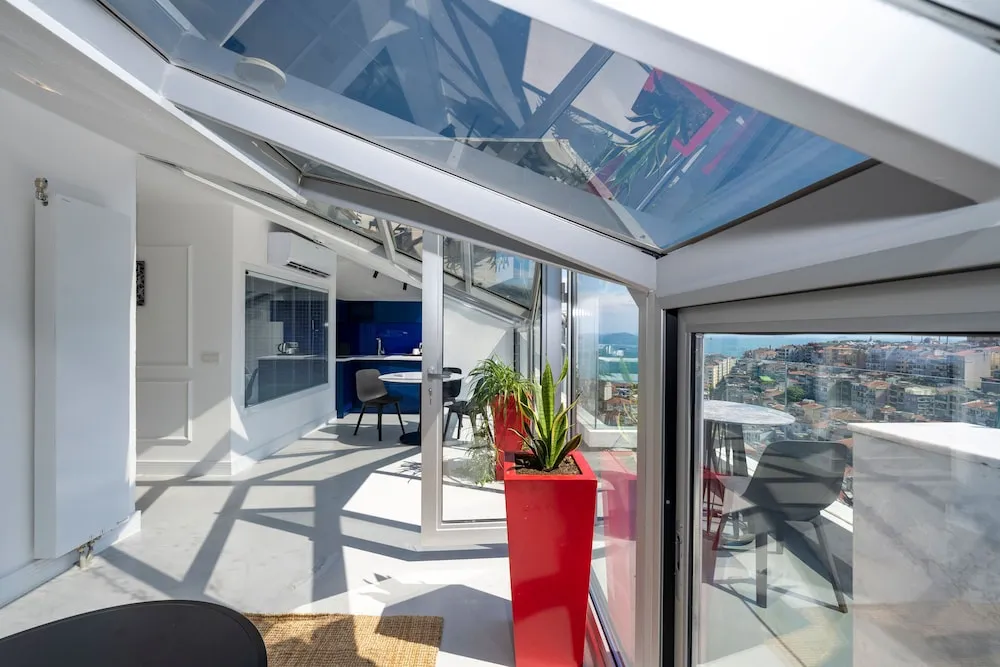 Çatı Katı Süiti (Penthouse)